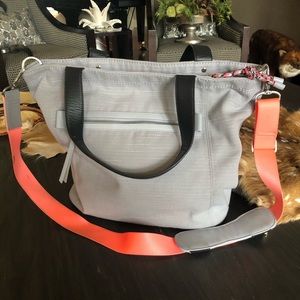 Lululemon tote bag